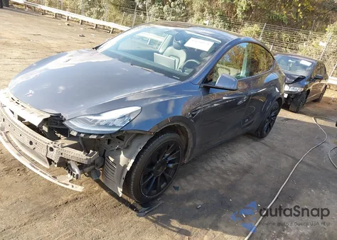 2021 Tesla Model Y Long Range Dual Motor All-Wheel Drive из США, поврежденный, VIN 5YJYGDEE9MF067293